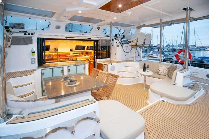 Royal Cape 53 | Nauti Mermaid