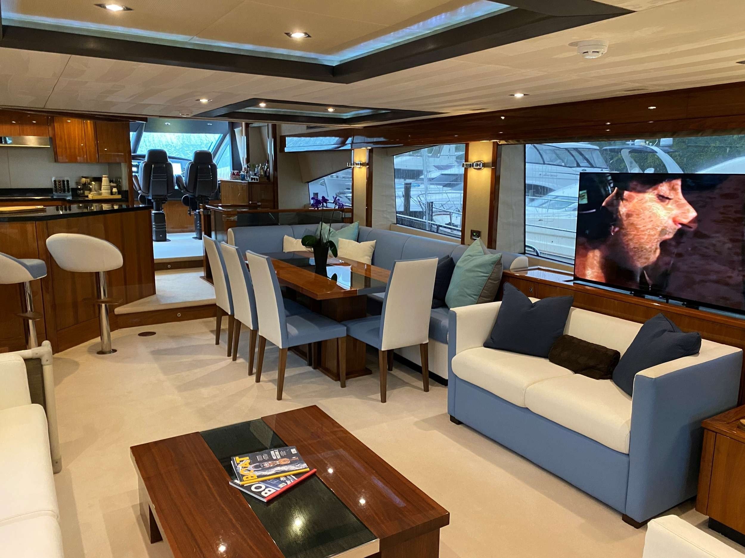 Sunseeker 105 | The Cabana