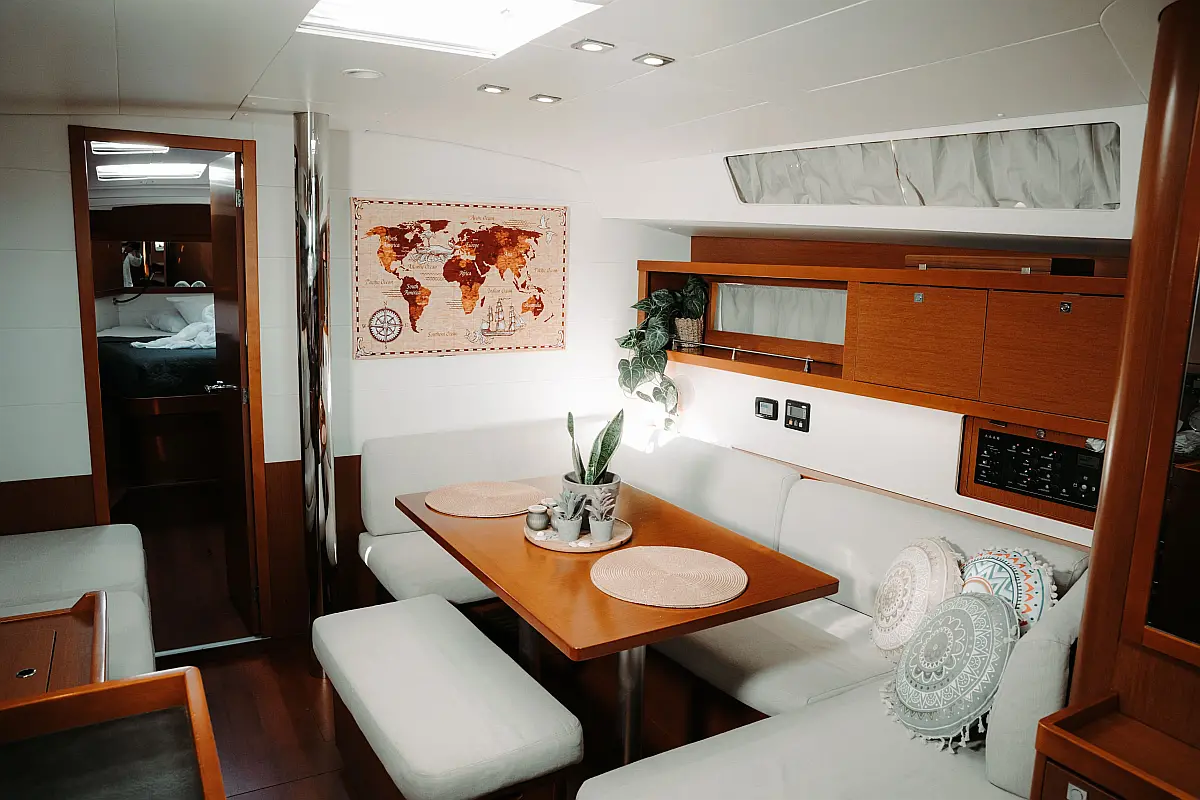 Beneteau Oceanis 45 | Familia L