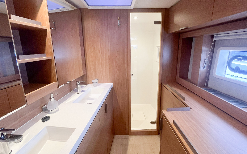 Bali 4.6 | Queen Mary