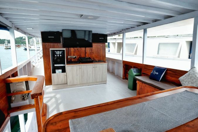 Custom Built Phinisi | La Dyana