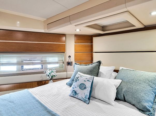 Azimut 60 | Freedom