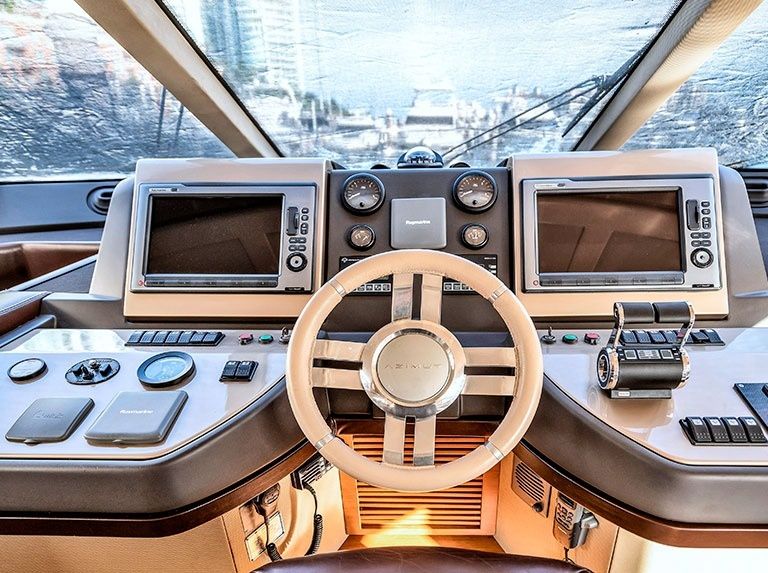 Azimut 60 | Freedom