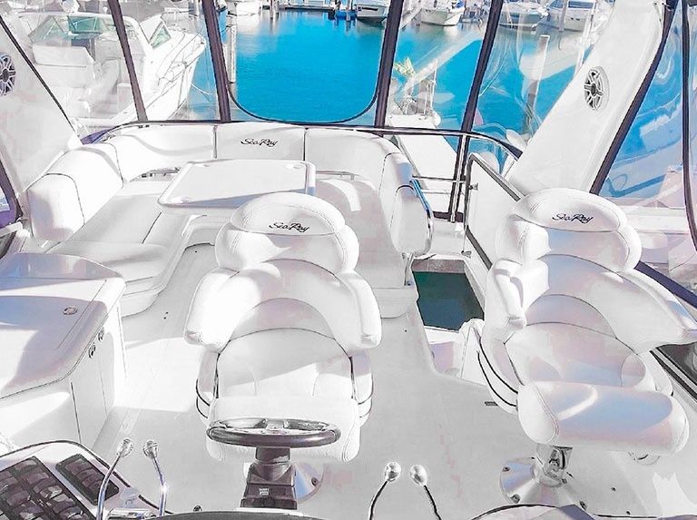 Sea Ray 47 Sedan Bridge | Mr Munch