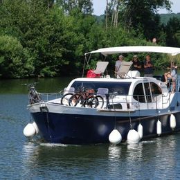 America 50 Excellence | Juvinhel