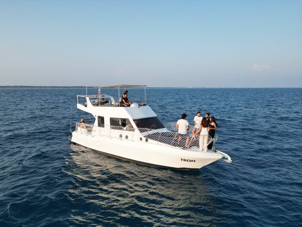 Custom Built 39 | Tron