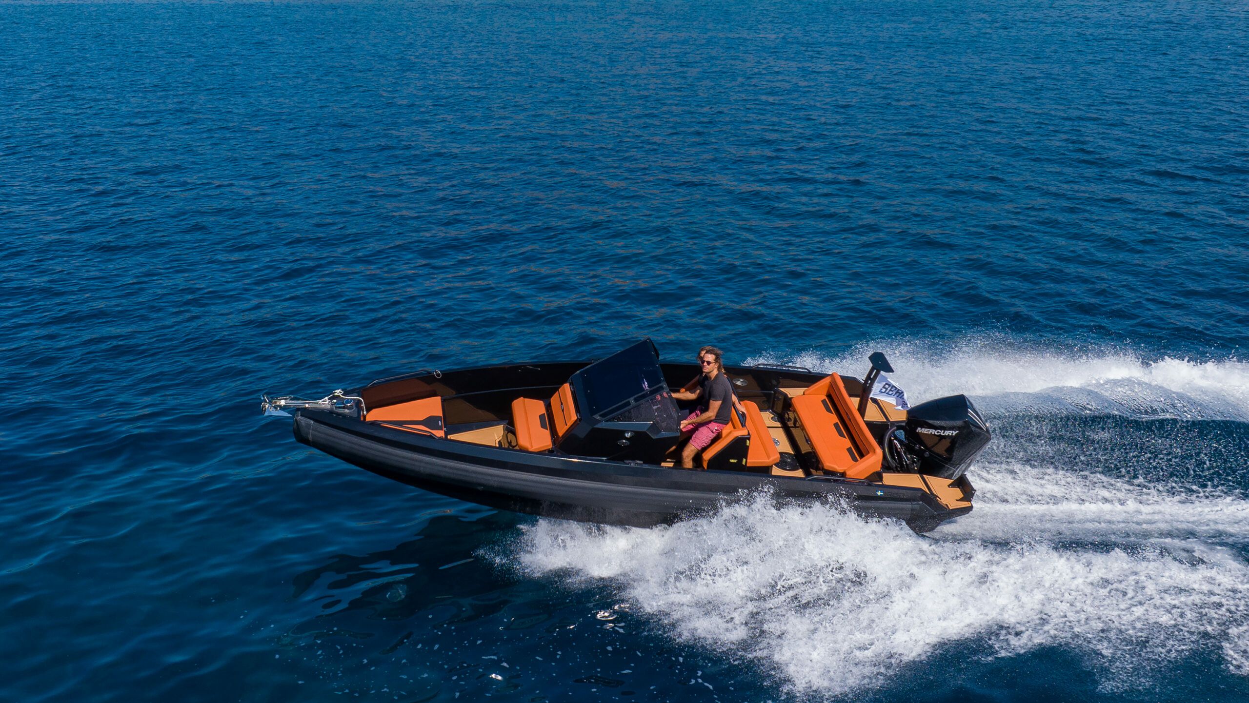 Iron Boats 707 | Iron Bond