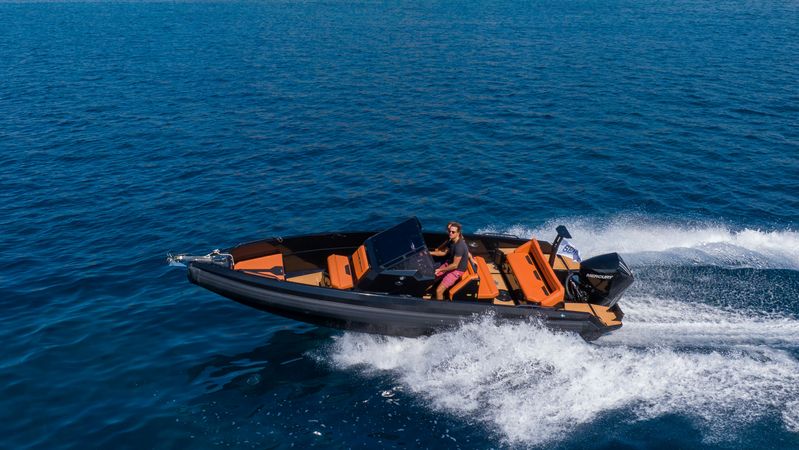 Iron Boats 707 | Iron Bond