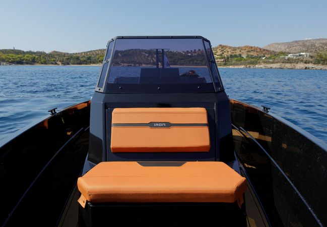 Iron Boats 707 | Iron Bond