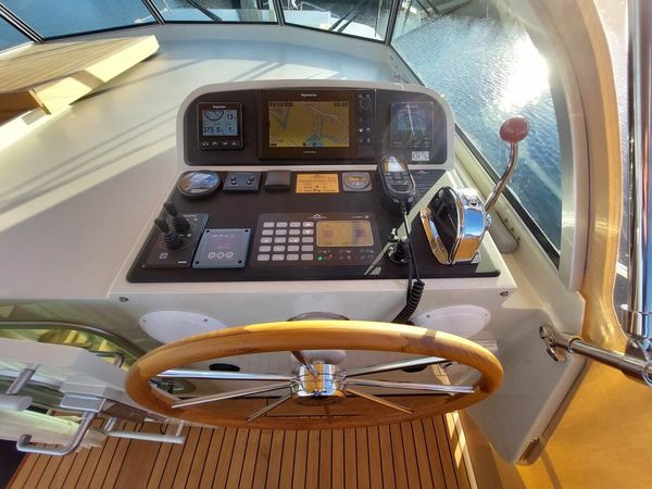 Linssen 35 AC | Romina