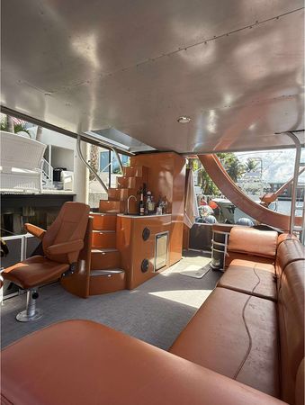 Custom Built 30 | Islander 1