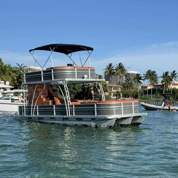 Custom Built 30 | Islander 1