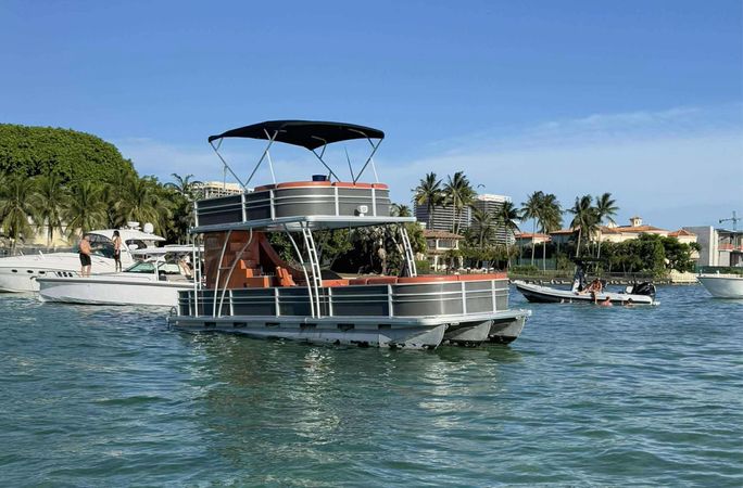 Custom Built 30 | Islander 1