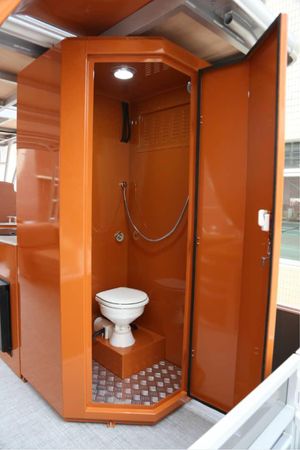 Custom Built 30 | Islander 1