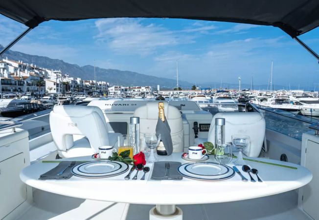 Dominator 64 | Avaco