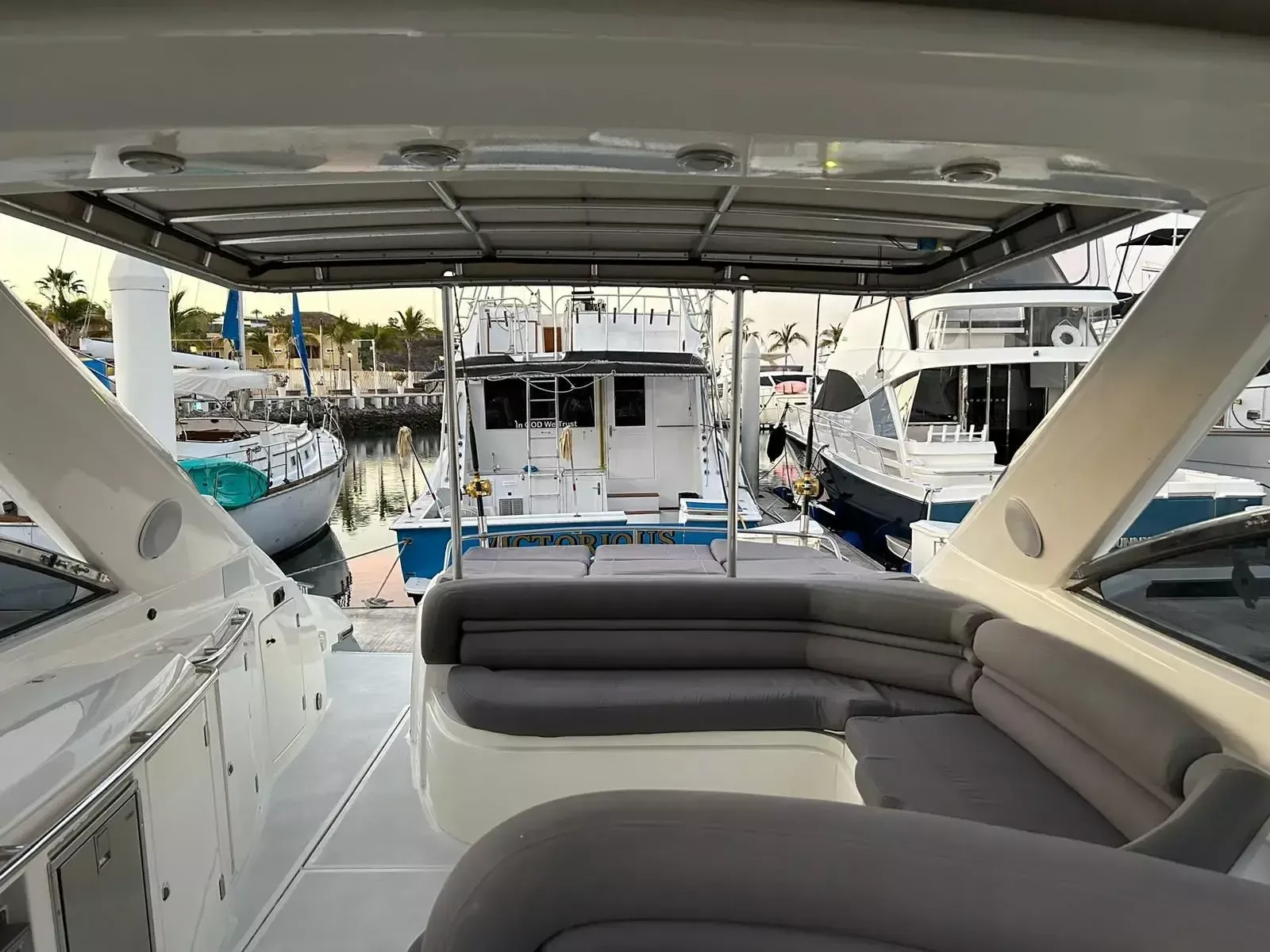 Sunseeker Camargue 50 | Bella