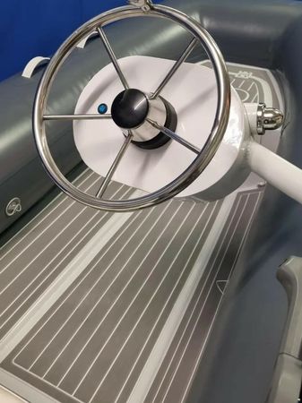 Aqvaboats Luxrib 360 | MV Tech