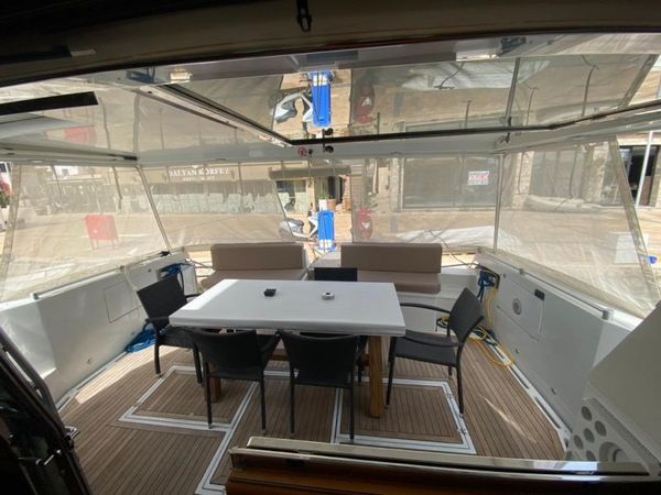 Custom Built 52 | Escape 96