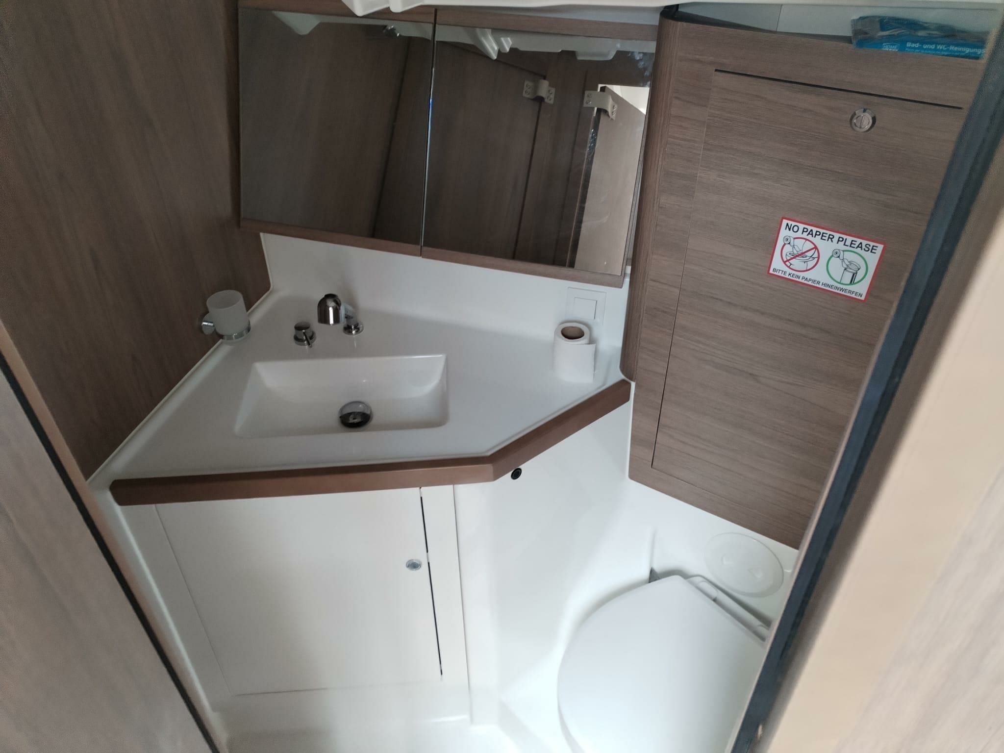 Beneteau Oceanis 47 | Tempranillo