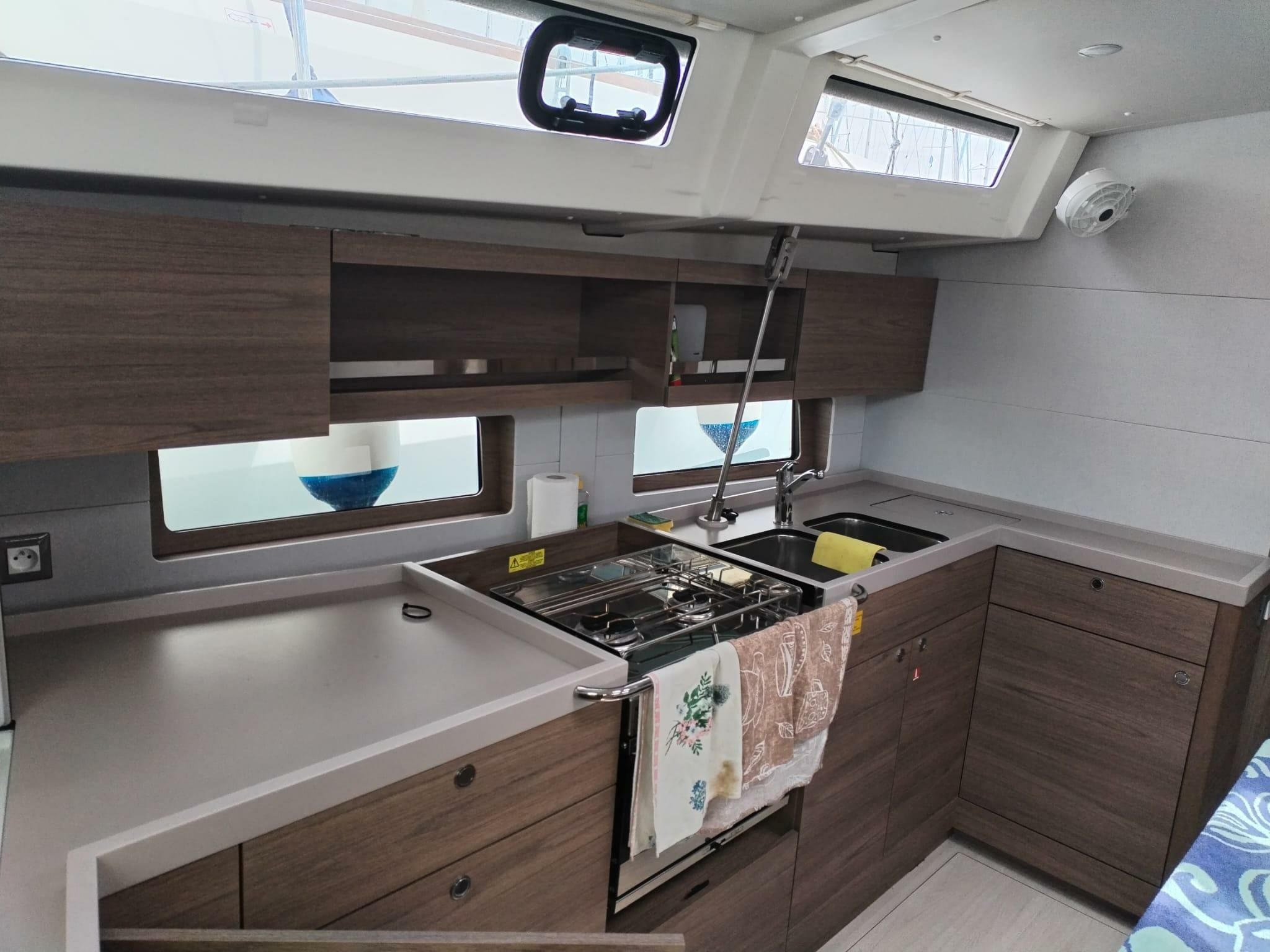 Beneteau Oceanis 47 | Tempranillo