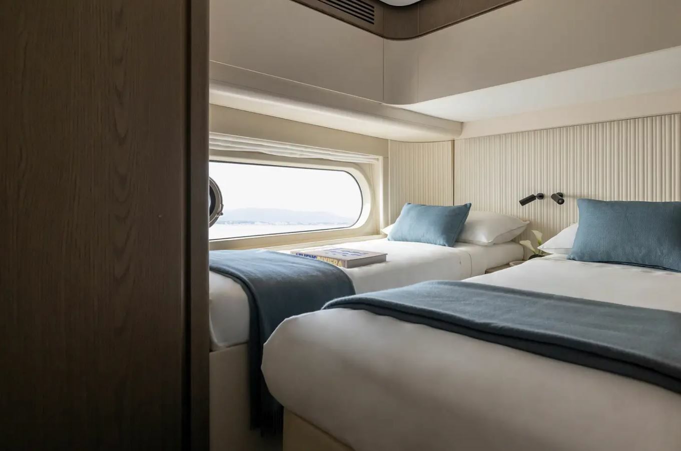 Azimut Magellano 60 | Amparito 13