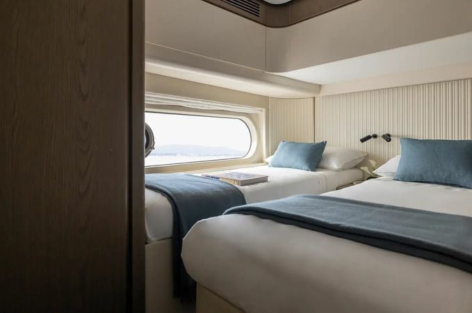 Azimut Magellano 60 | Amparito 13