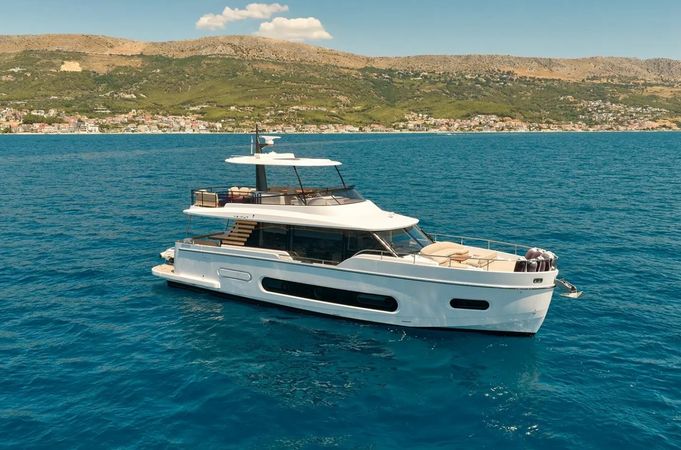 Azimut Magellano 60 | Amparito 13