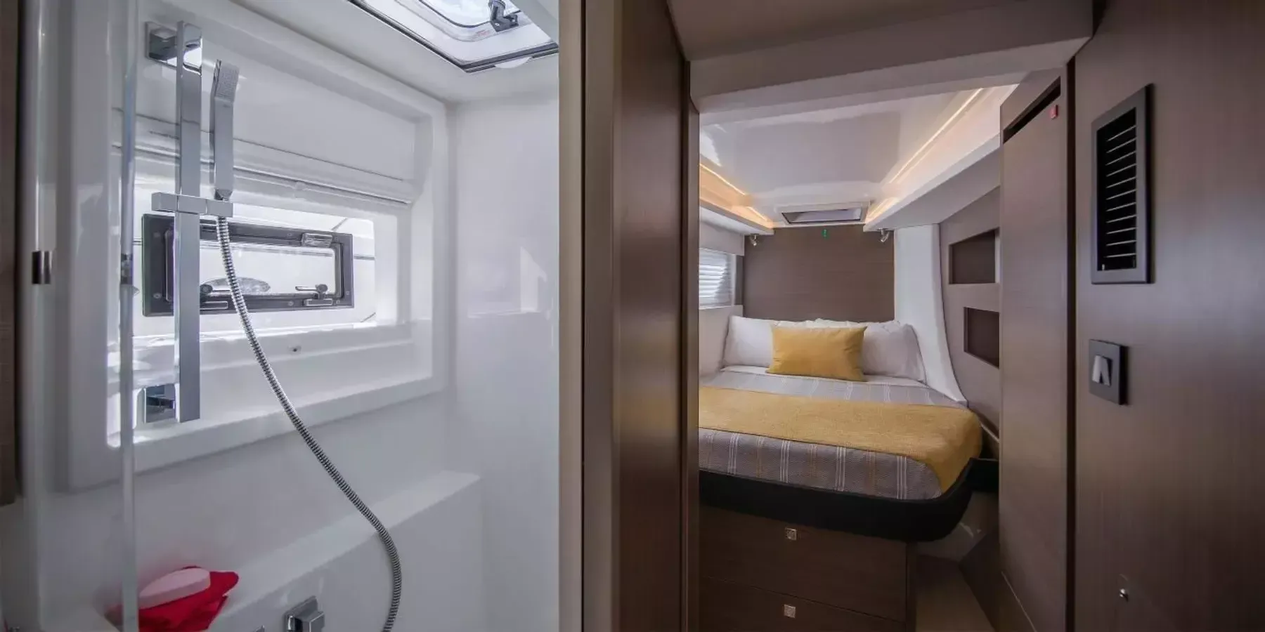 Leopard 42 | Moorings 24