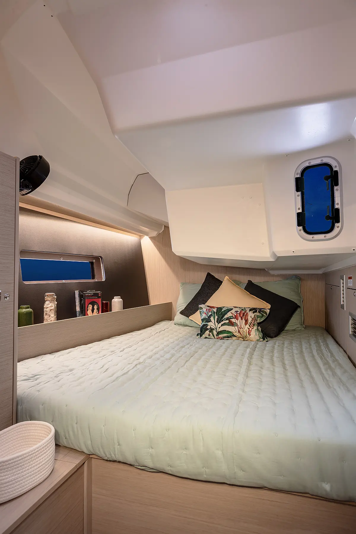 Beneteau Oceanis 40.1 | Sunsail 23