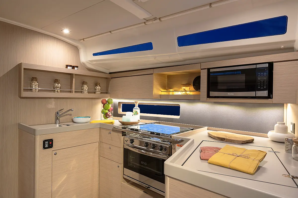 Beneteau Oceanis 40.1 | Sunsail 23