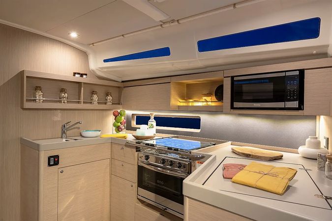 Beneteau Oceanis 40.1 | Sunsail 23