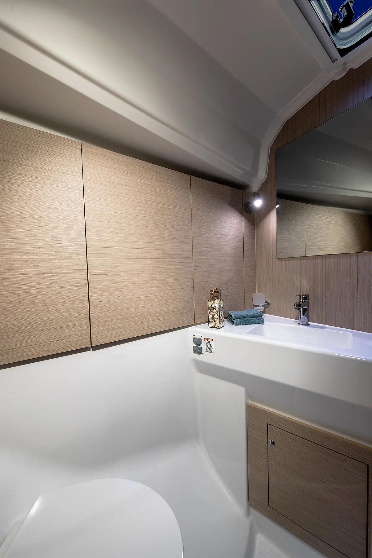 Beneteau Oceanis 40.1 | Sunsail 23