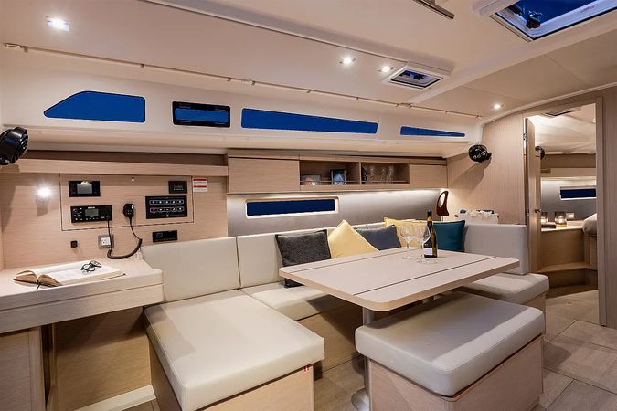 Beneteau Oceanis 40.1 | Sunsail 23