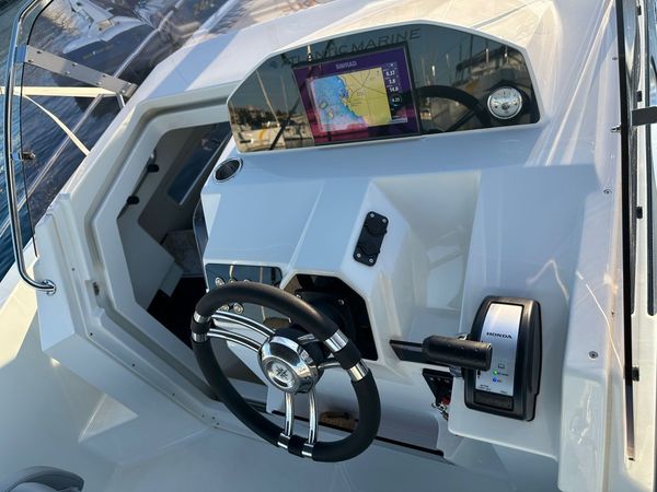 Atlantic Marine 690 | 22