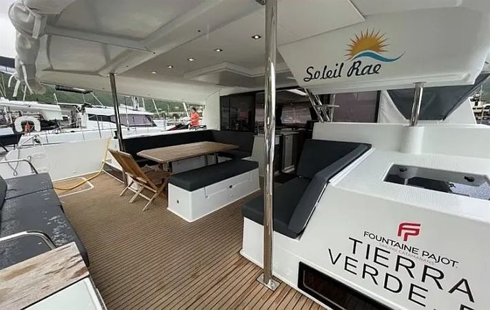 Fountaine Pajot Saba 50 | Soleil Rae