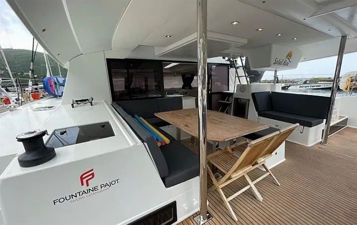 Fountaine Pajot Saba 50 | Soleil Rae