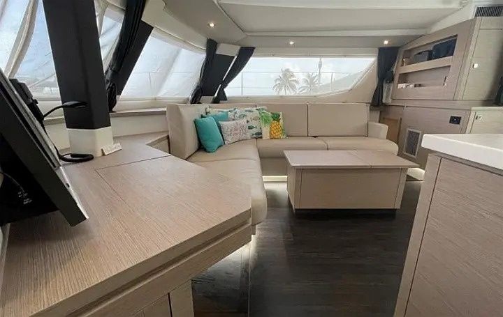 Fountaine Pajot Saba 50 | Soleil Rae