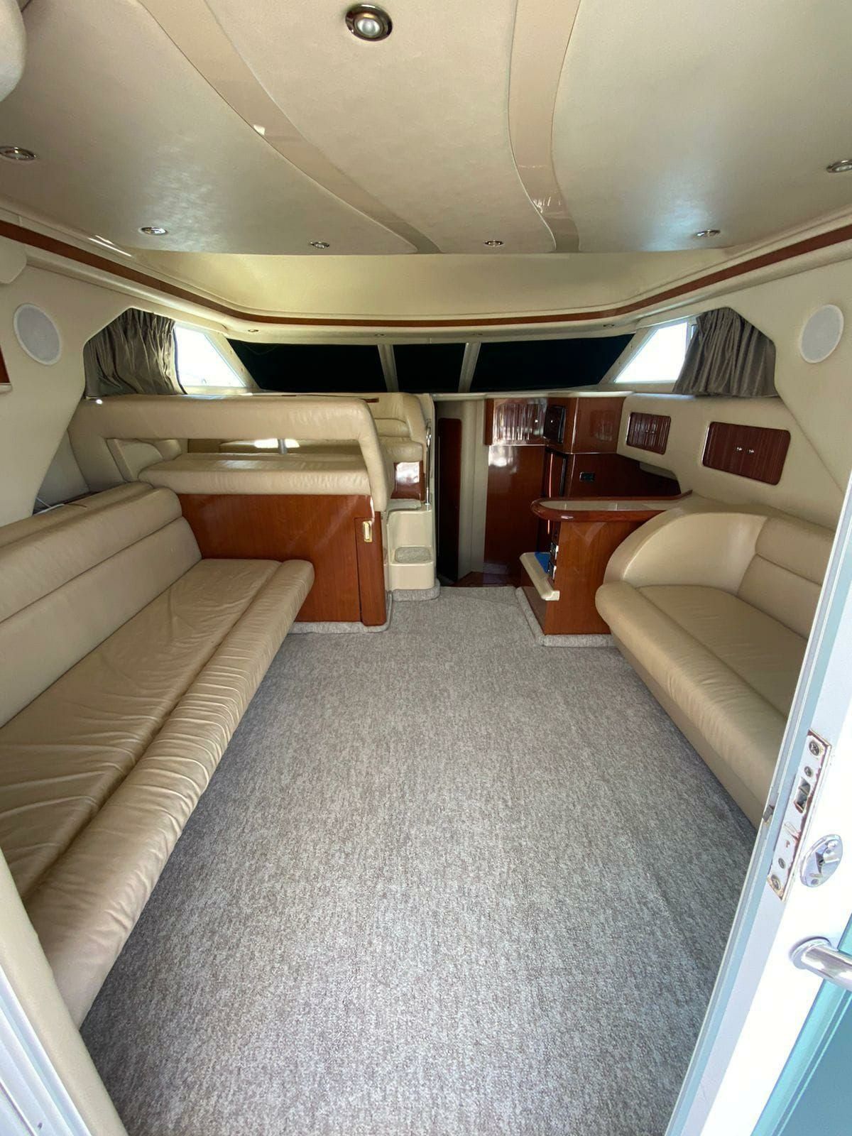 Sea Ray 42 | Maximus 42