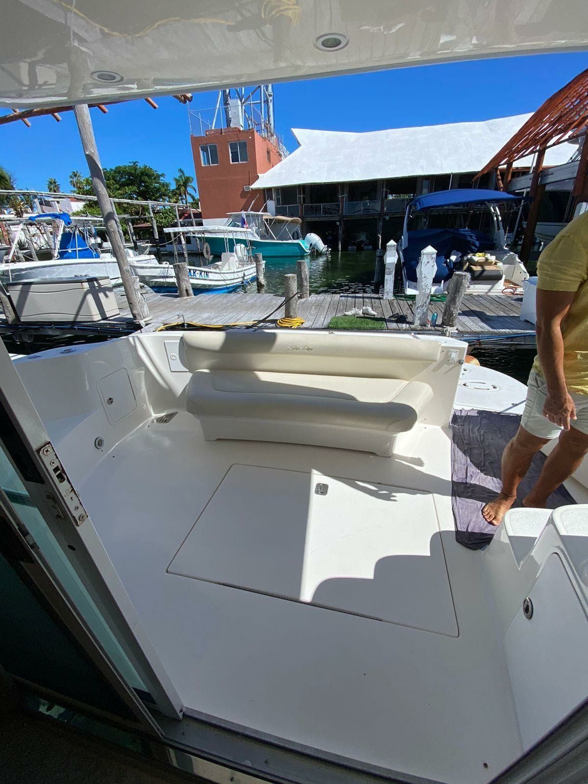 Sea Ray 42 | Maximus 42