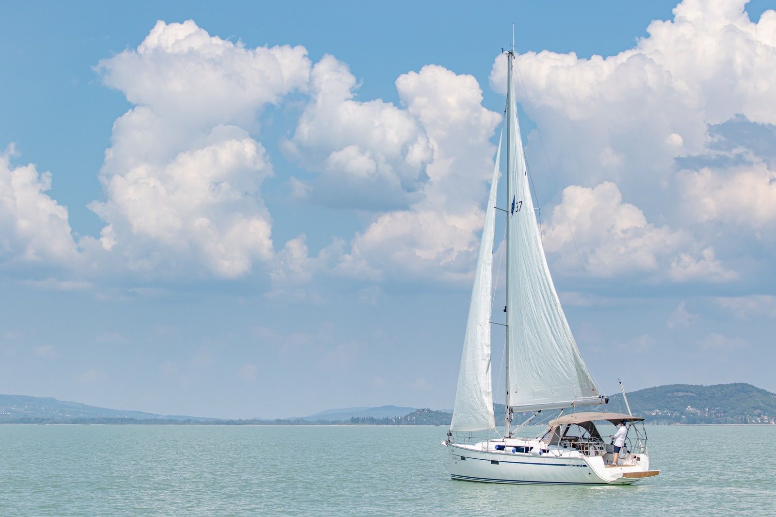 Bavaria Cruiser 37 | Skyfall