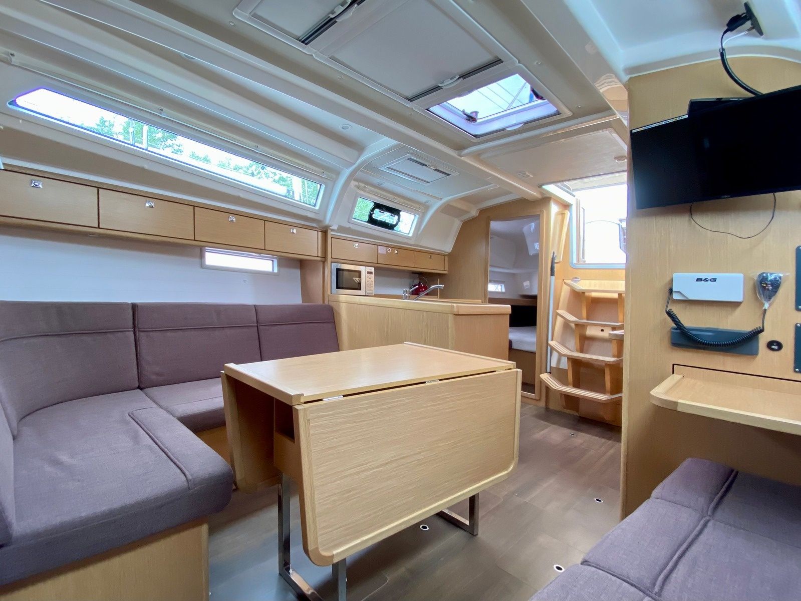 Bavaria Cruiser 37 | Skyfall