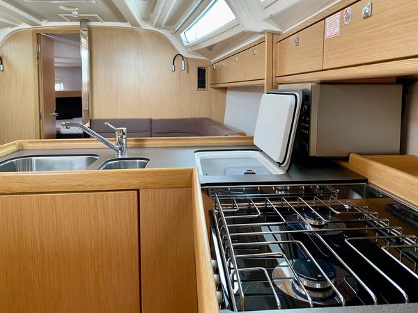 Bavaria Cruiser 37 | Skyfall