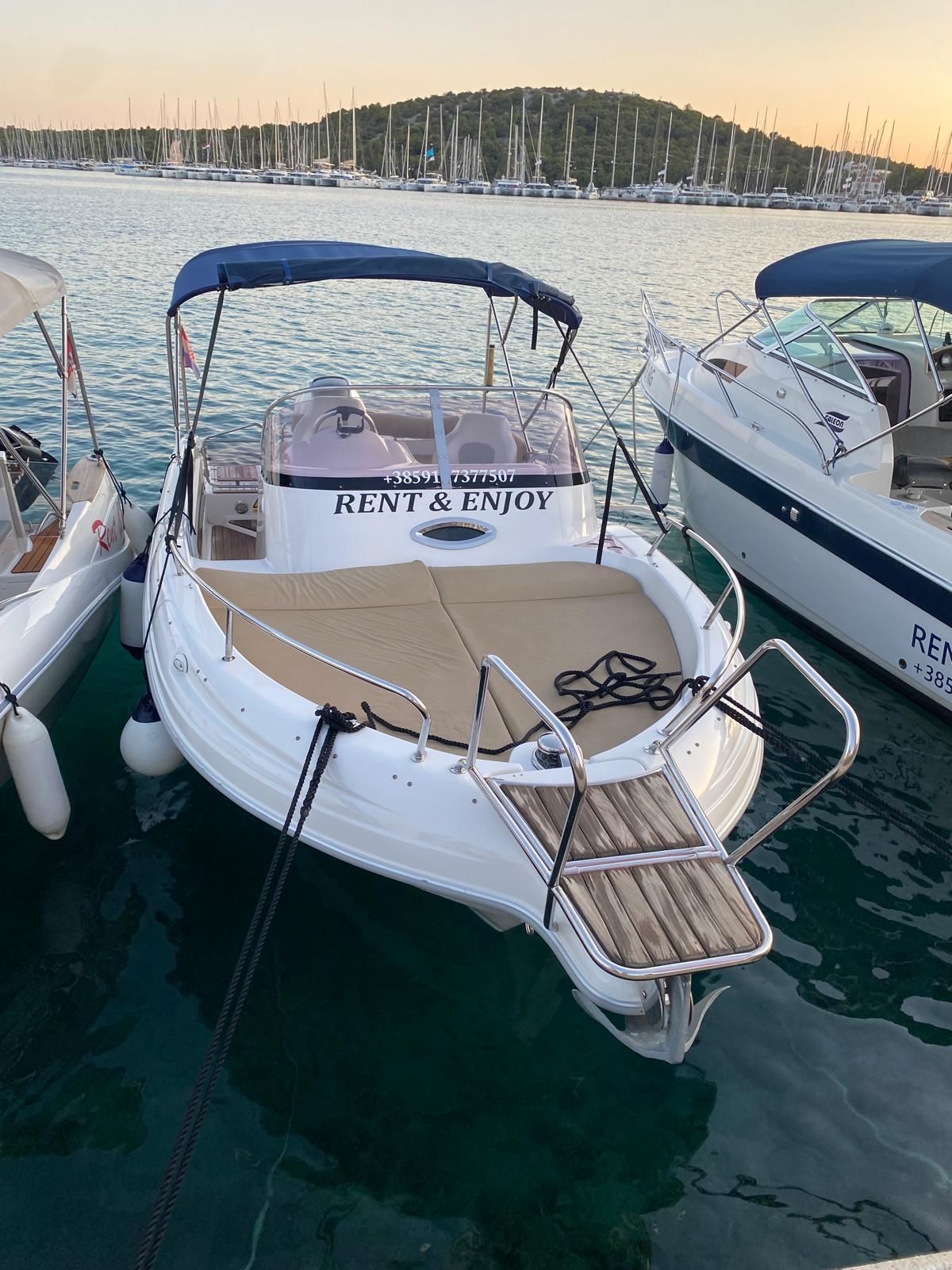 Atlantic Marine 650 | 10