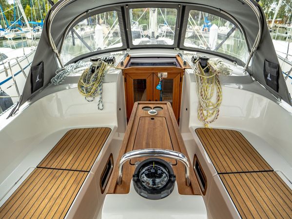 Bavaria Cruiser 37 | Amalfi