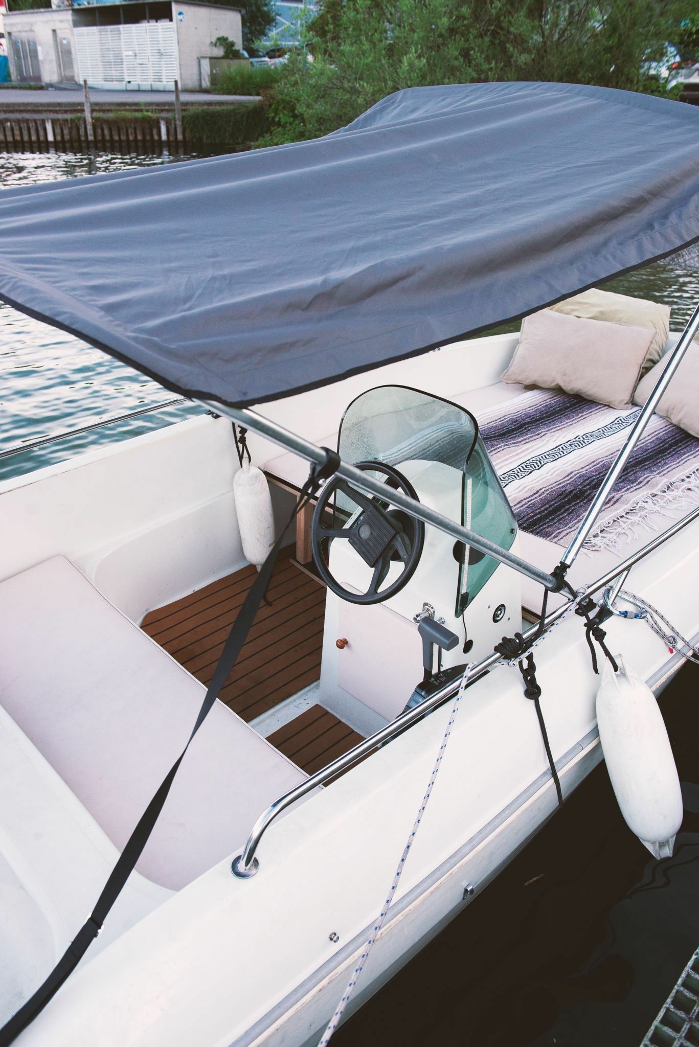 Quicksilver 435 | 95