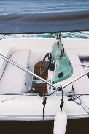 Quicksilver 435 | 95