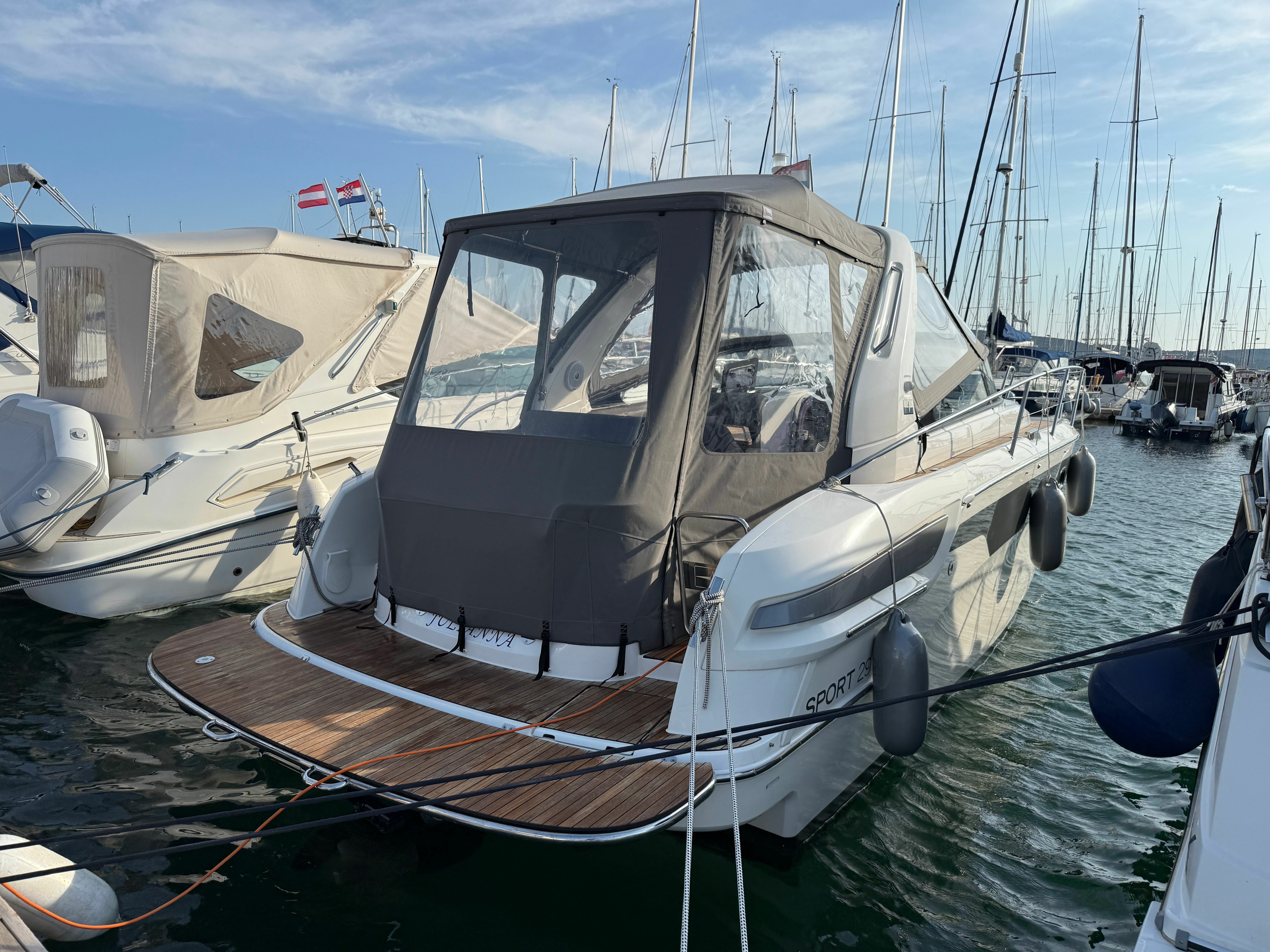 Bavaria S29 | Julianna