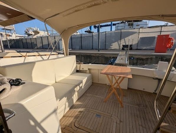 Hatteras 36 | Miss Sherrye