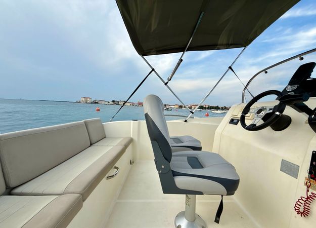 Quicksilver 535 | 16