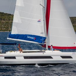 Dufour 44 | Sunsail 24